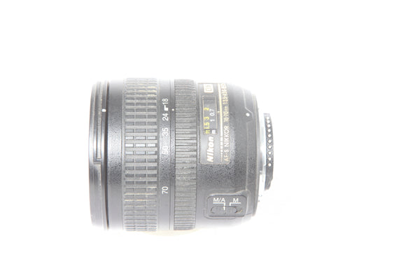 Nikon 18-70mm f3.5-4.5 G AF-S ED DX