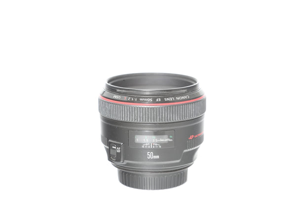 Canon EF 50mm f1.2 L with hood ES-78