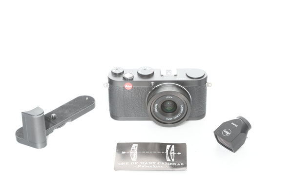 Leica X1 with grip viewfinder box