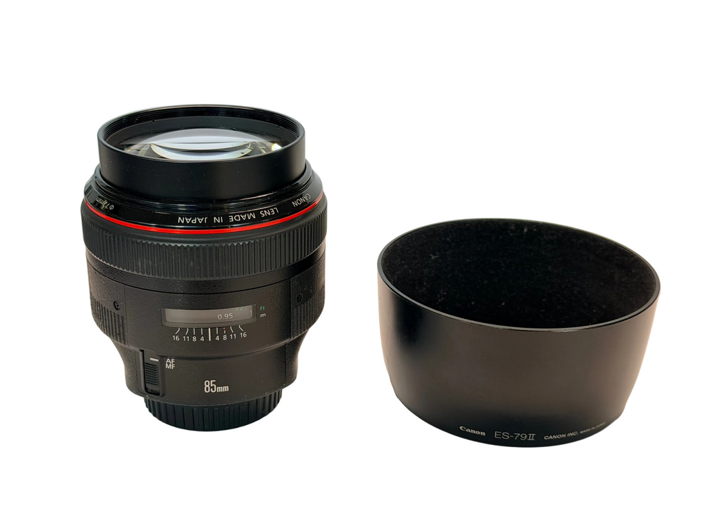 Canon EF 85mm f1.2 L II USM with hood ES-79II