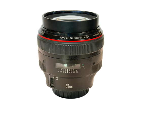 Canon EF 85mm f1.2 L II USM with hood ES-79II