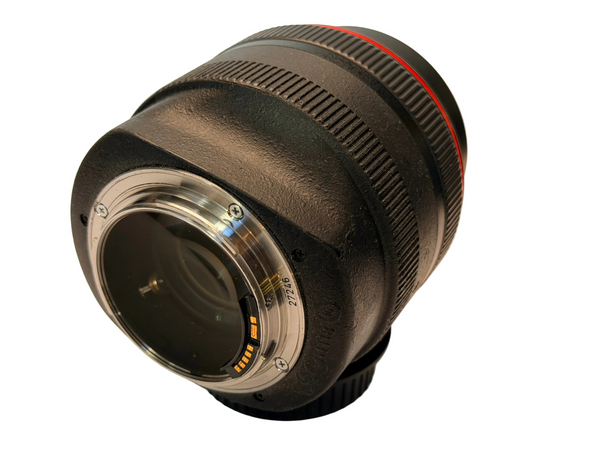 Canon EF 85mm f1.2 L II USM with hood ES-79II