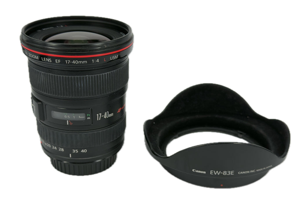 Canon EF 17-40mm f4 L USM with hood EW-83E