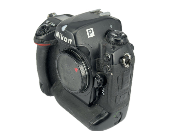 Nikon D2HS