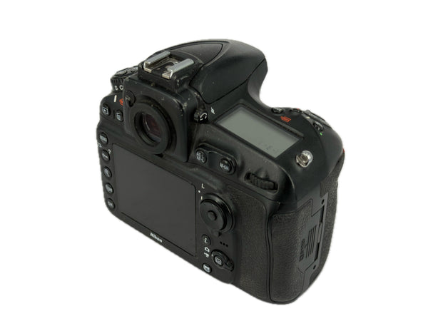 Nikon D810