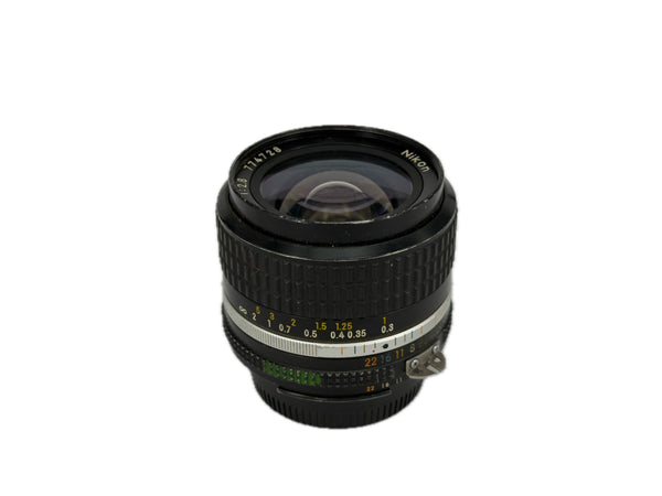 Nikon 24mm f2.8 AIS
