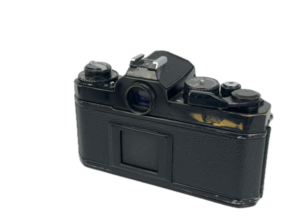Nikon FE2 Black - New light seals September 2025