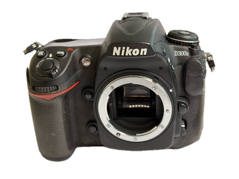 Nikon D300s