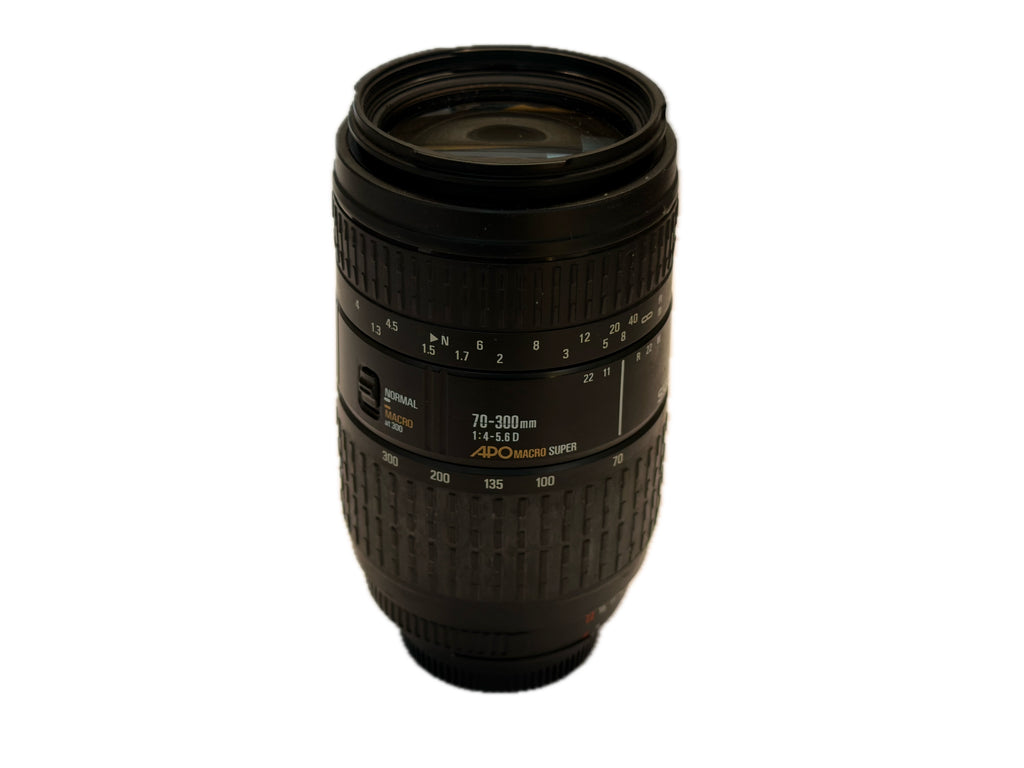 Sigma 70-300mm f4-5.6 DG APO Macro Super - Nikon mount
