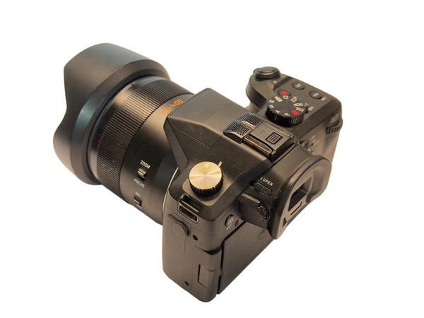 Leica V-Lux Typ 114
