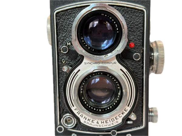 Rolleicord V with Schneider 75mm f3.5 Xenar - cl'a April 2026