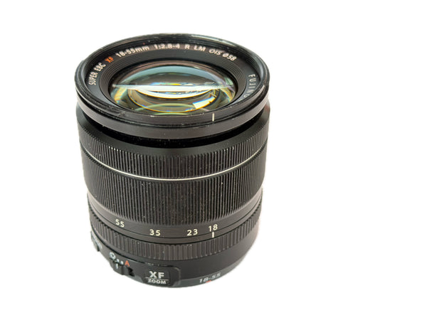 Fuji XF 18-55mm f2.8-4 R LM OIS with hood