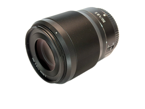Nikon Z 50mm f1.8 Nikkor S in box