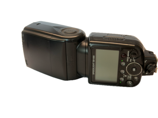 Nikon Speedlight SB-900