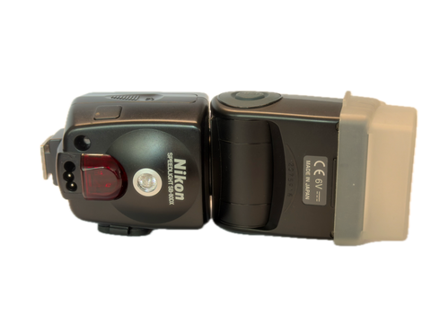 Nikon SB-80DX flash