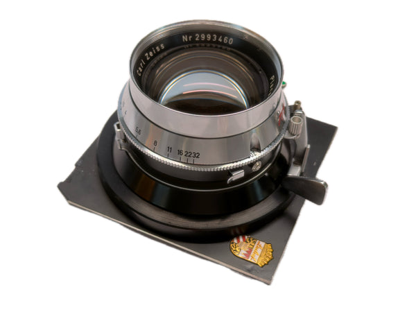 Carl Zeiss 135mm f3.5 Planar in Synchro-Compur shutter - serviced September 2026