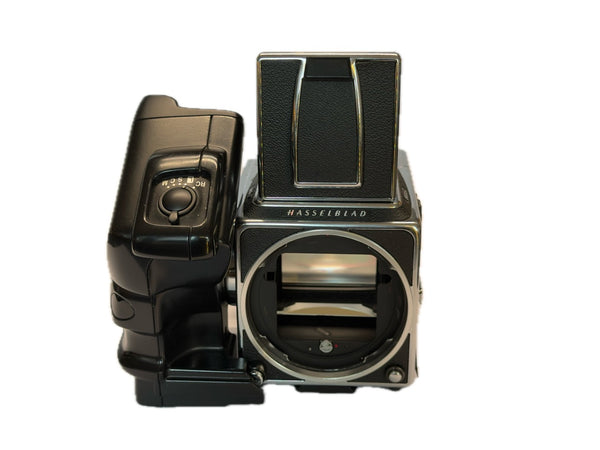 Hasselblad 503CW Chrome (10243) with E12 film back (30244) and Winder CW (44105)