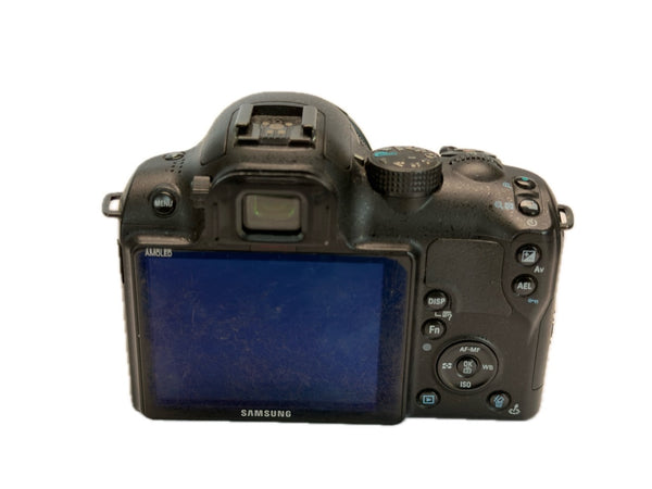 Samsung NX11 with 18-55mm