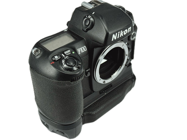 Nikon F100 with MB-15 - new light seals November 2025