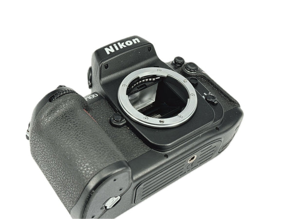 Nikon F100