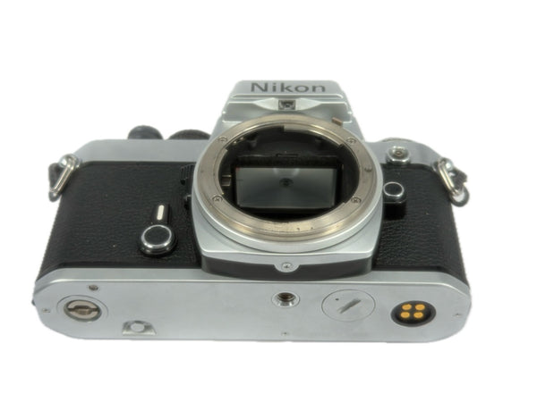 Nikon FE Chrome