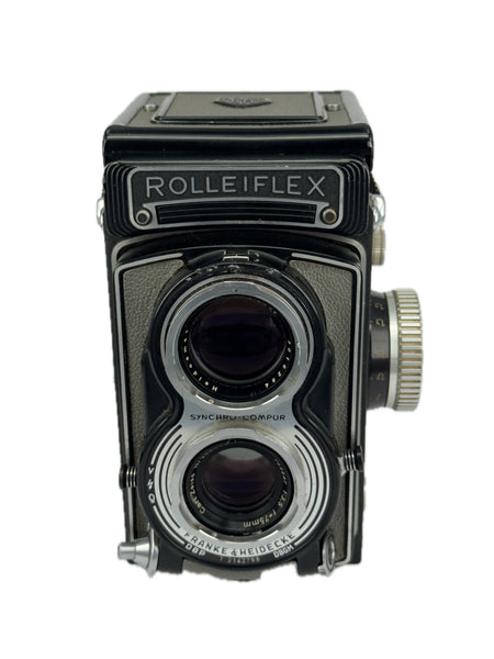 Rolleiflex T 75mm with f3.5 Zeiss Tessar and 645 insert and case