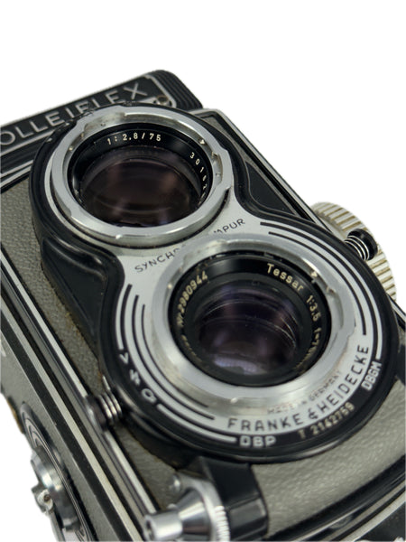 Rolleiflex T 75mm with f3.5 Zeiss Tessar and 645 insert and case