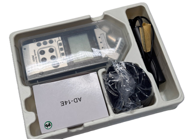 Zoom H4N recorder