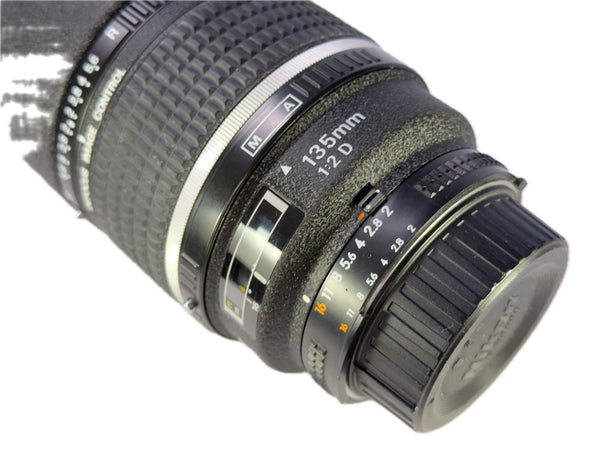 Nikon 135mm f2 AF DC-Nikkor