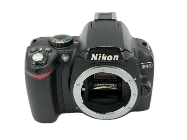 Nikon D40