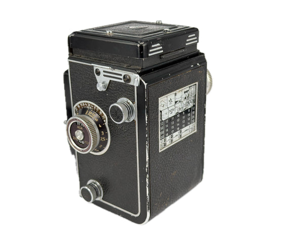 Rolleicord V with Schneider 75mm f3.5 Xenar - cl'a March 2026