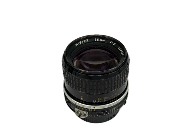 Nikon 85mm f2 AI-s