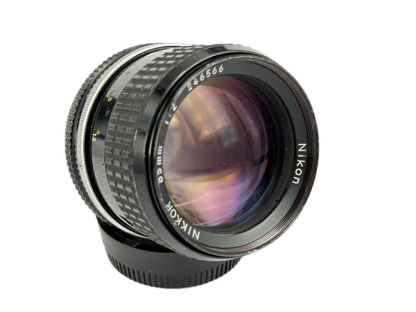 Nikon 85mm f2 AI-s