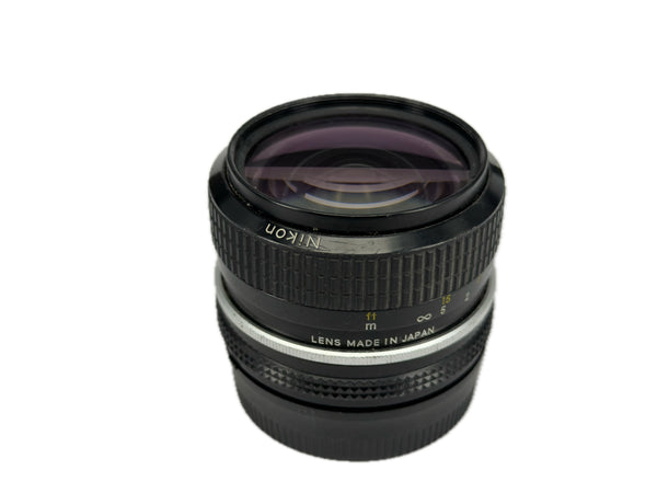 Nikon 28mm f3.5 Nikkor AI-s
