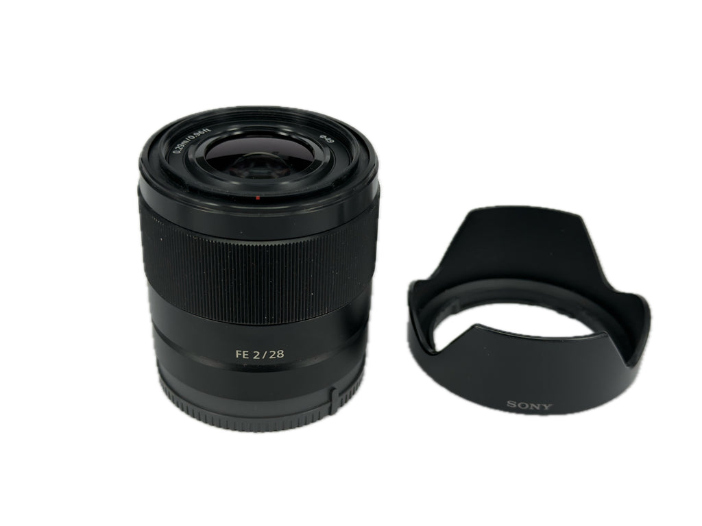 Sony FE 28mm f2 with hood