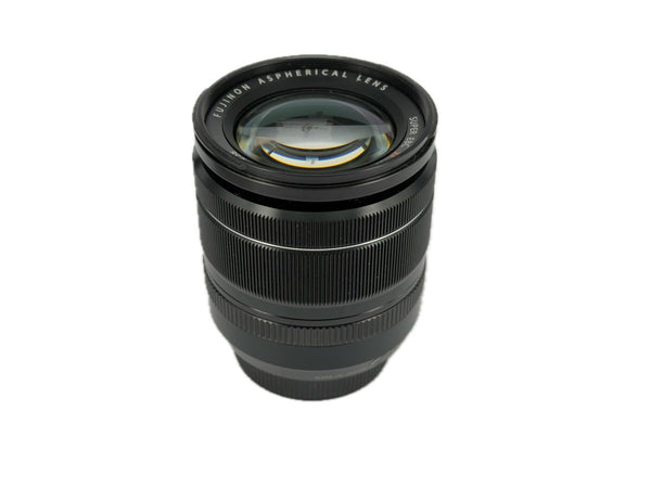 Fuji XF 18-55mm f2.8-4 R LM OIS with hood