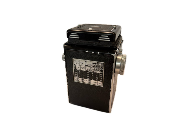 Rolleicord Va with Schneider 75mm f3.5 Xenar - cl'a June 2026