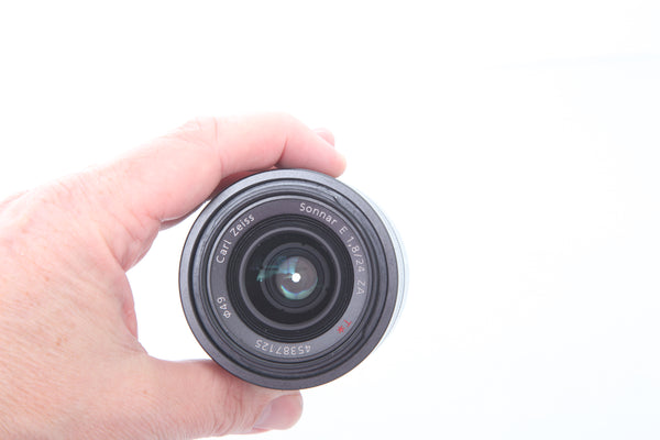 Sony 24mm f1.8 ZA Zeiss Sonnar T* - Sony E mount