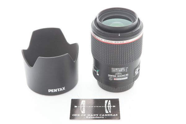 Pentax 645 90mm f2.8 HD Pentax-DFA Macro ED AW SR with hood