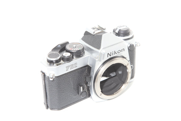 Nikon FE2 - New light seals November 2023