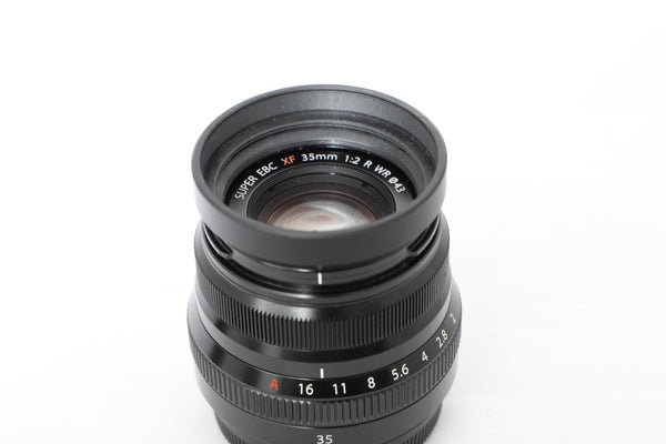 Fujifilm XF 35mm f2 R WR Super EBC Black with hood