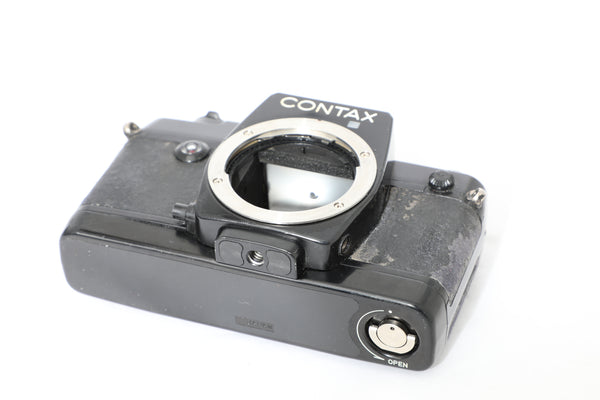 Contax 137 MD Quartz - New light seals April 2023