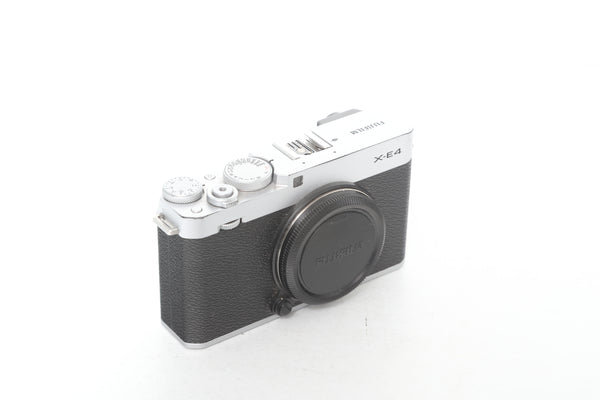 Fujifilm X-E4 Chrome