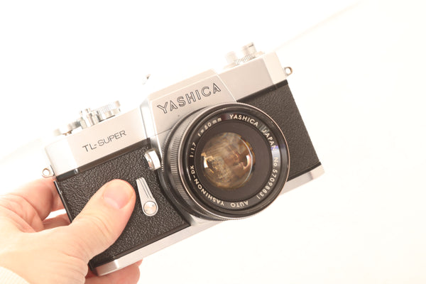 Yashica 50mm f1.7 Yashinon-DX  - M42