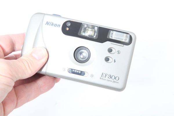 Nikon EF 300