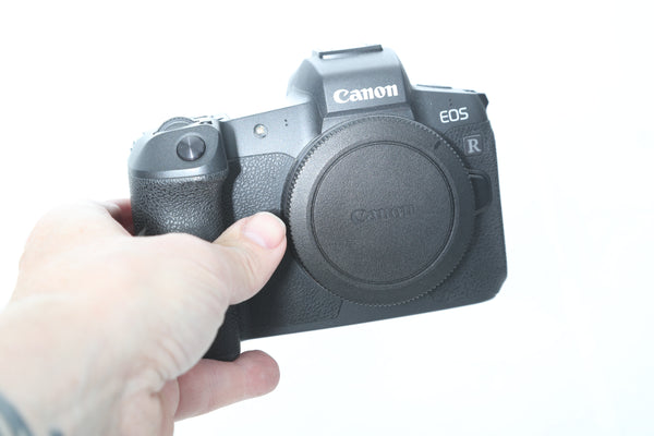 Canon EOS R - like new