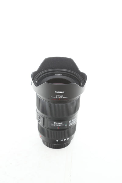 Canon EF 16-35mm f4 L IS USM with hood EW-82