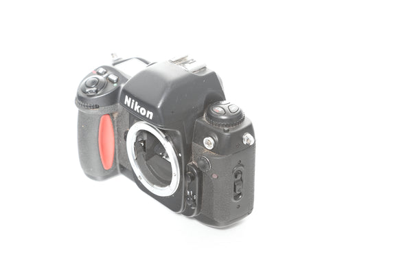 Nikon F100 - Provenance of Tine Harden