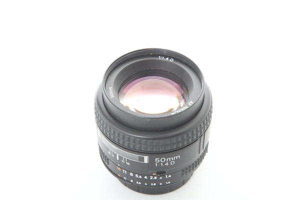 Nikon 50mm f1.4 AF Nikkor with hood HN-5