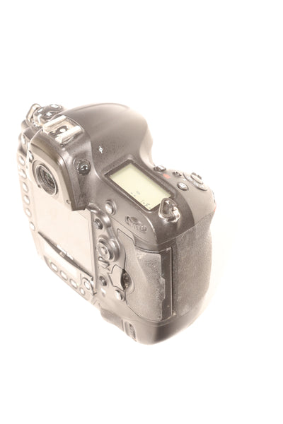 Nikon D4S with WT-5 Wireless Transmitter